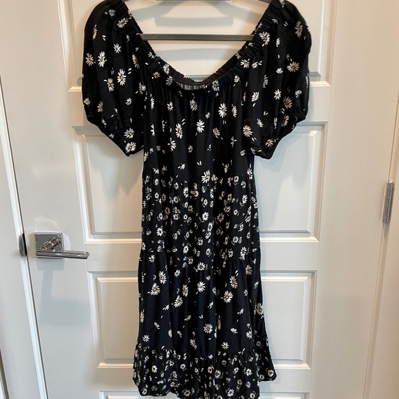 Maurices Daisy Print Sundress, M, Black, EUC - Picture 4 of 7